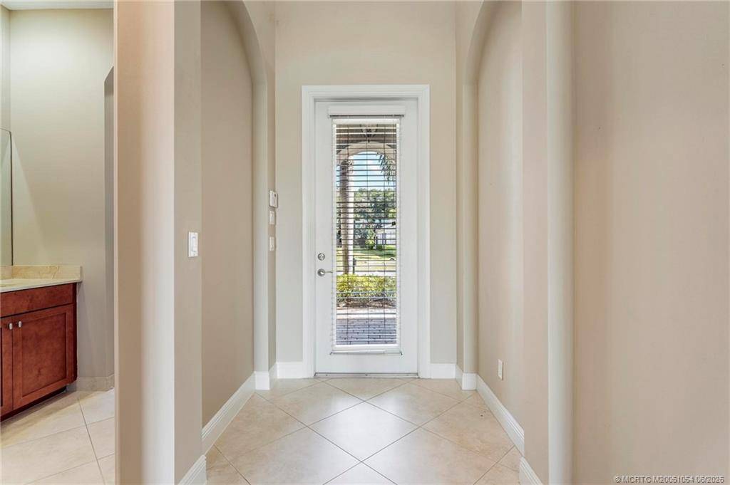 Port St Lucie, FL 34984,569 SE Fascino CIR