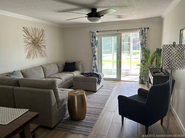 1909 SW Palm City RD #D, Stuart, FL 34994