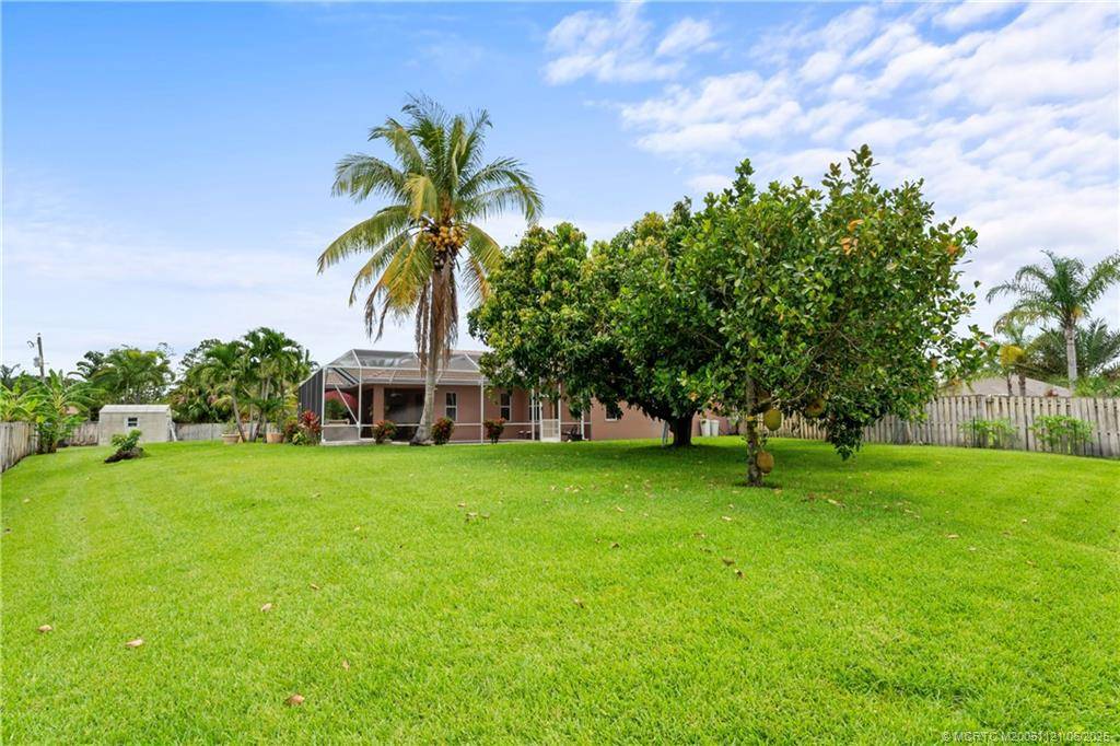 Port St Lucie, FL 34983,1992 SE Fairfield ST