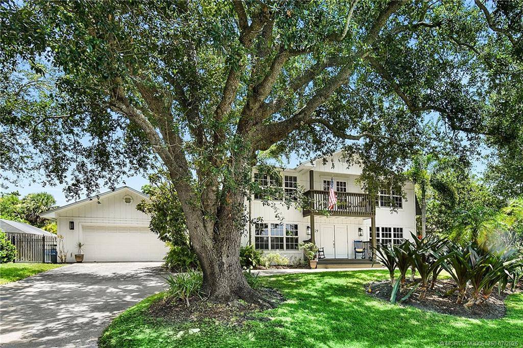 229 SE Villas ST, Stuart, FL 34994