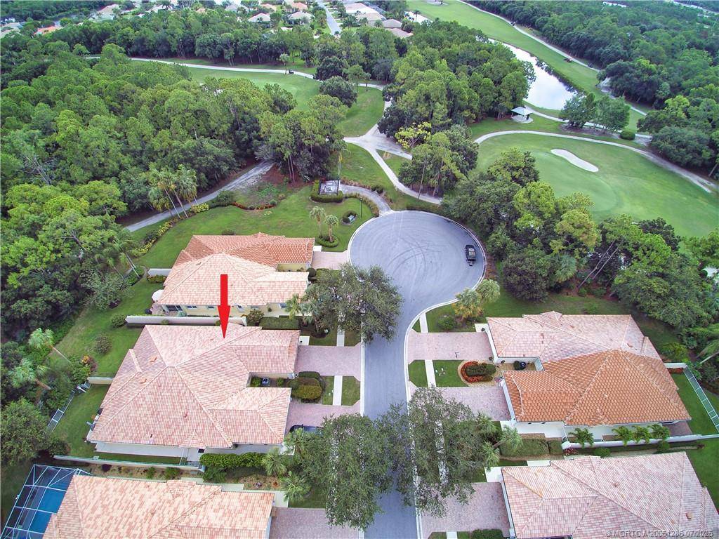 Stuart, FL 34997,715 SW Balmoral TRCE