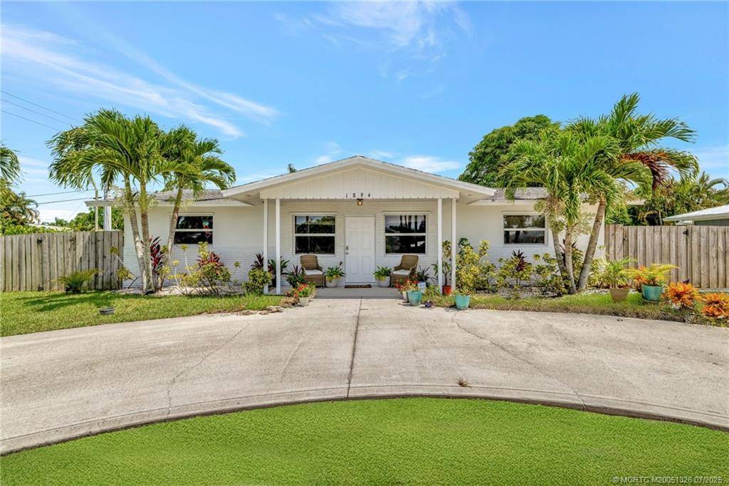 1894 SE Lafayette ST, Stuart, FL 34997