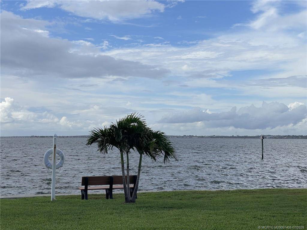 1287 Nettles BLVD, Jensen Beach, FL 34957