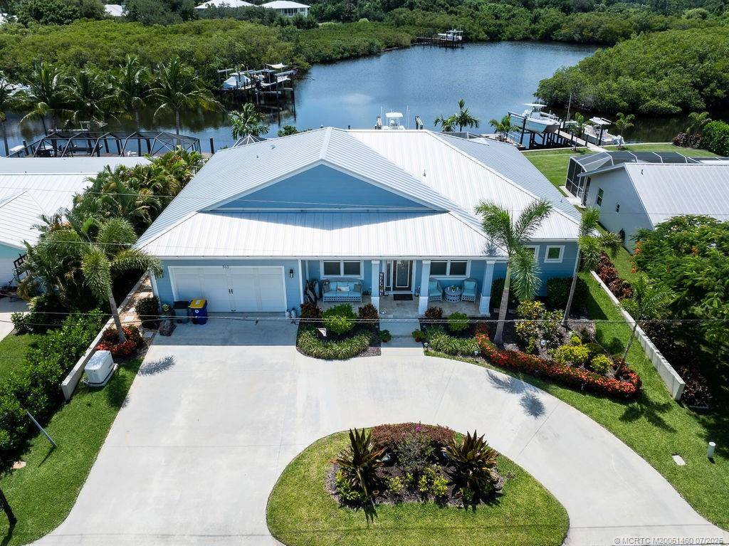 562 SW Pine Tree LN, Palm City, FL 34990