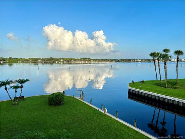 1950 SW Palm City RD #12-304, Stuart, FL 34994