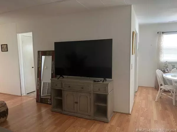 Lantana, FL 33462,6311 Dogwood LN