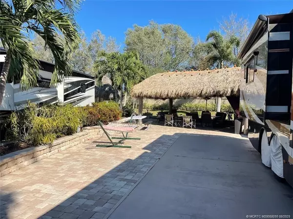 Port St Lucie, FL 34986,159 NW Hazard WAY