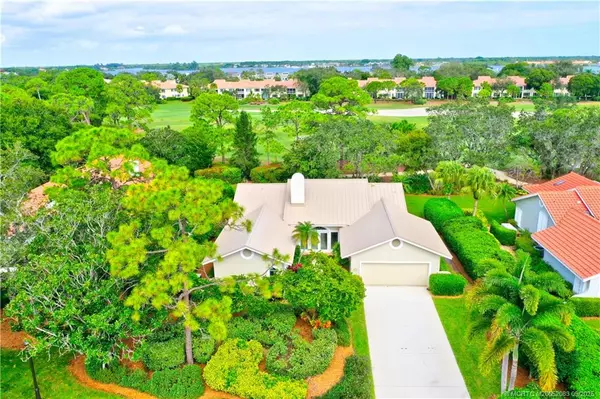 2018 NW Laurel Oak LN, Palm City, FL 34990