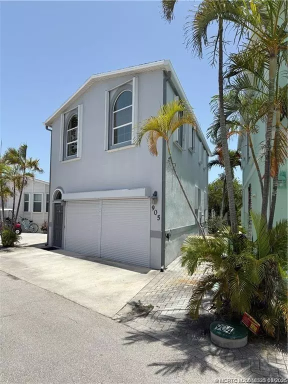 Jensen Beach, FL 34957,905 Nettles BLVD