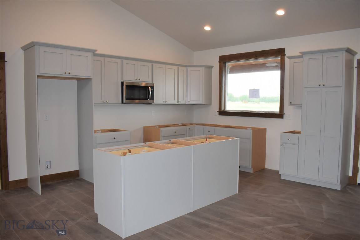 Bozeman, MT 59718,1144 Stewart Loop