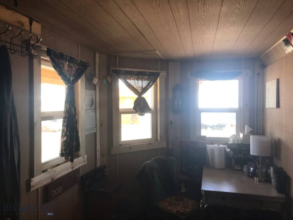 Ringling, MT 59642,116 Main ST