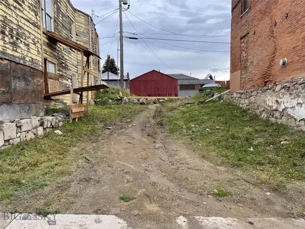 Butte, MT 59701,504-506 W Park