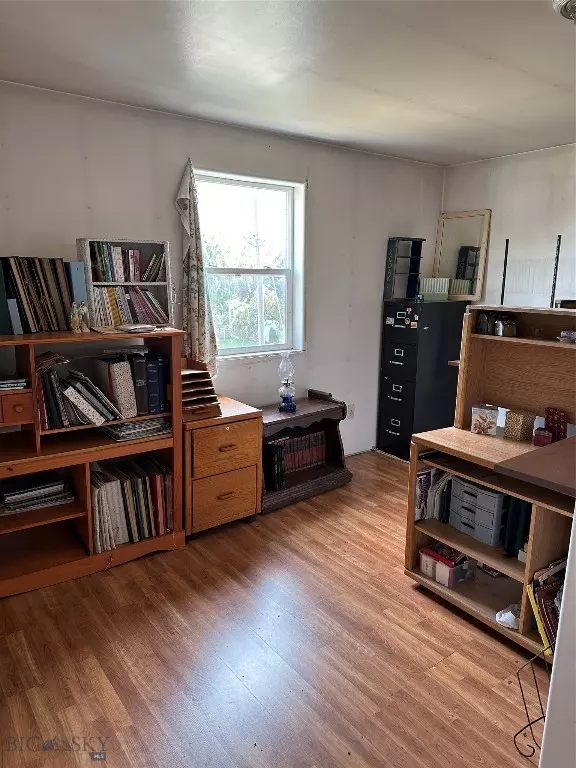 Willow Creek, MT 59760,121 Green ST