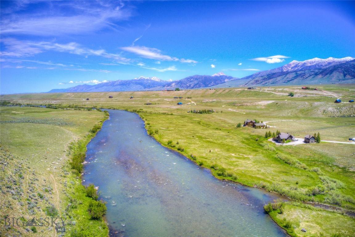 Cameron, MT 59720,33 W Palisades