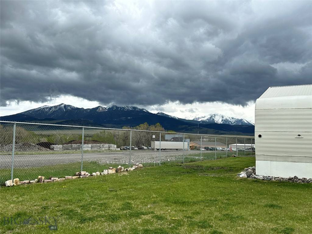 Livingston, MT 59047,TBD Frank ST
