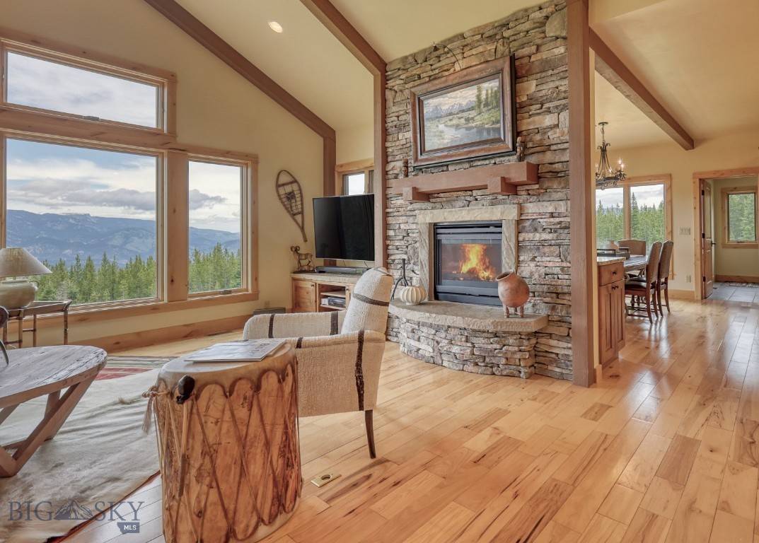 Big  Sky, MT 59730,165 Trophy Bull DR