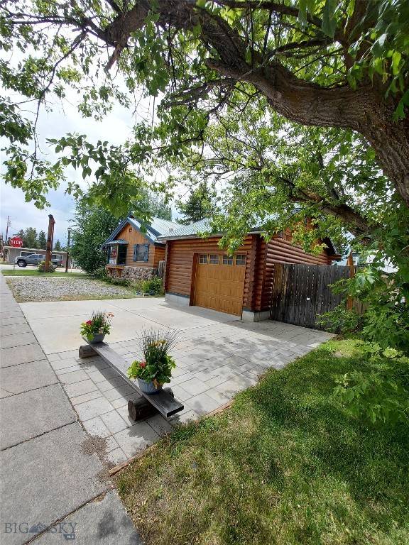 West  Yellowstone, MT 59758,601 Highway AVE