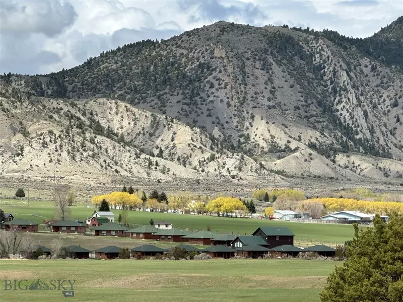 550 Old Yellowstone Trail S #9, Gardiner, MT 59030