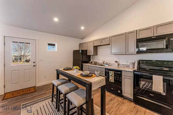 Livingston, MT 59047,411 Brookline ST #C