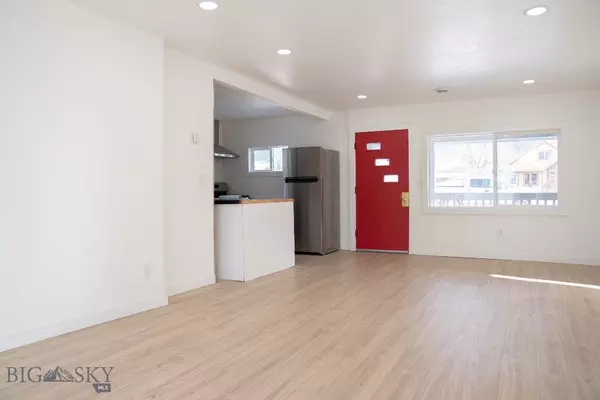 Butte, MT 59701,1761 Farragut