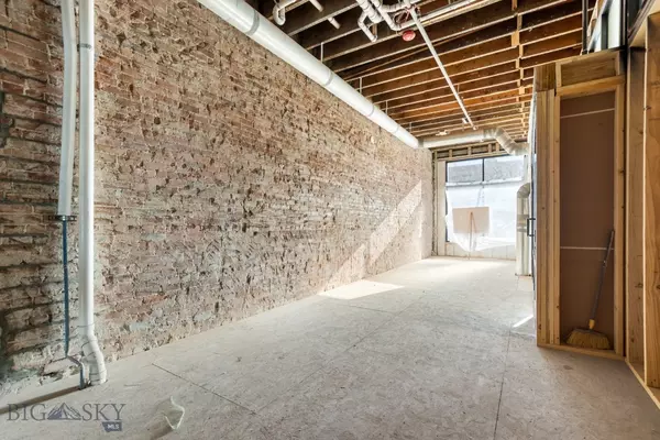 Butte, MT 59701,59 E Park ST #C