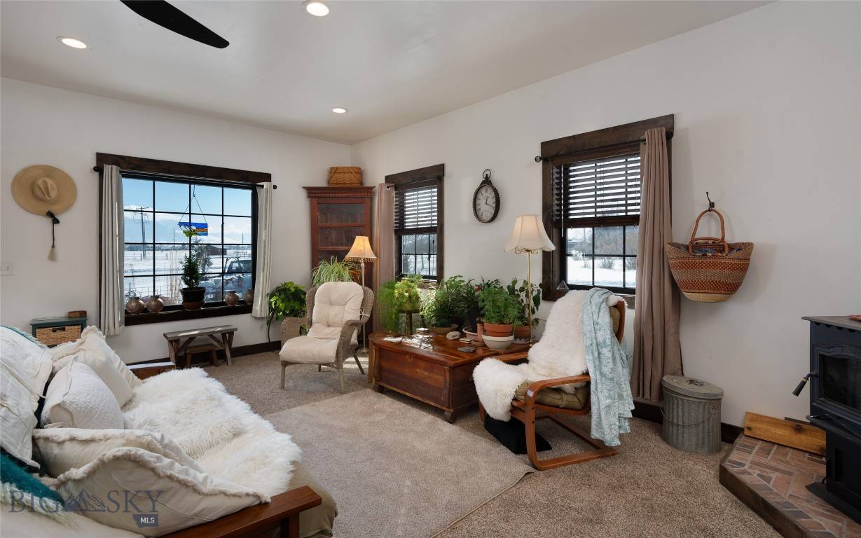 Ennis, MT 59729,2 Lone Mountain CT