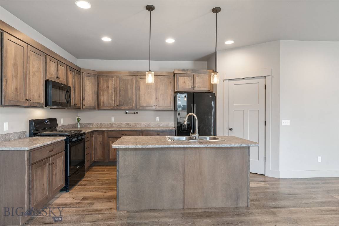 Belgrade, MT 59714,1519 Butler Creek #B