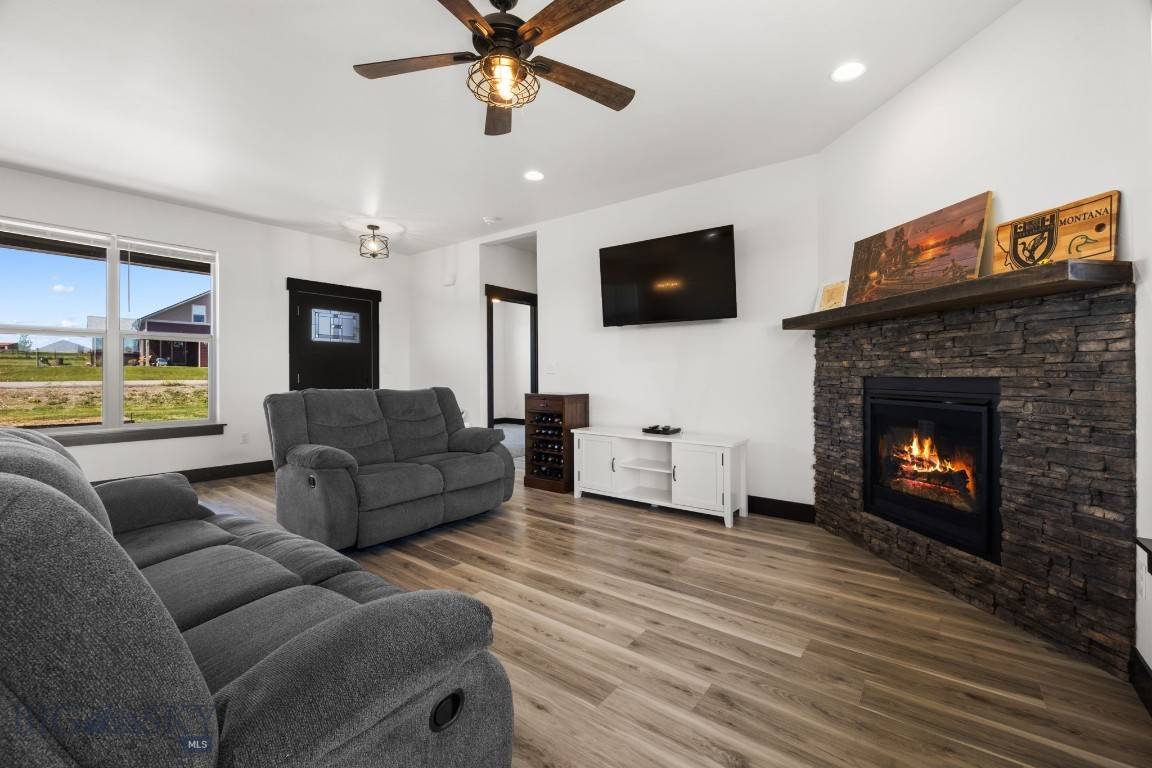 Three  Forks, MT 59752,30 Blue Stem WAY