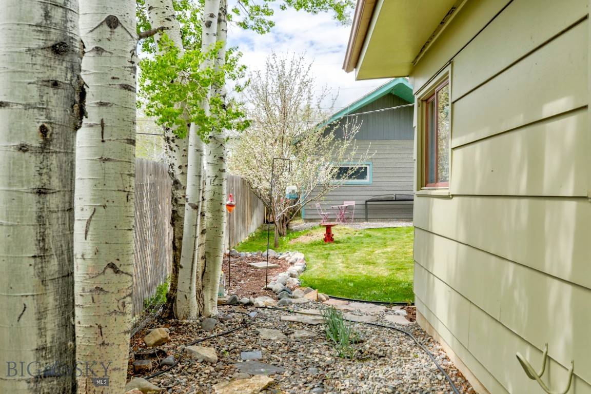 Livingston, MT 59047,425 N 7th ST