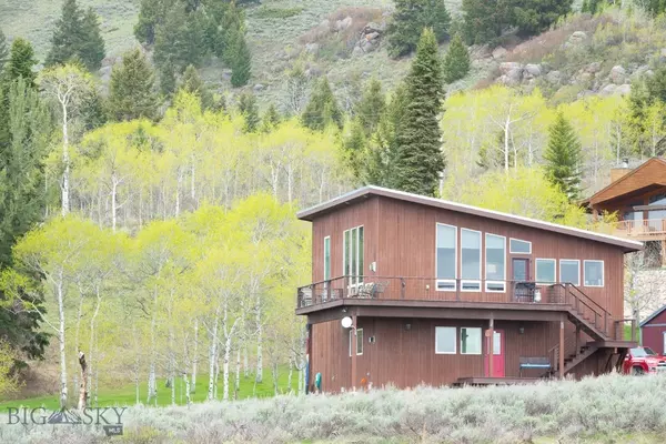 West  Yellowstone, MT 59758,202 Beach DR