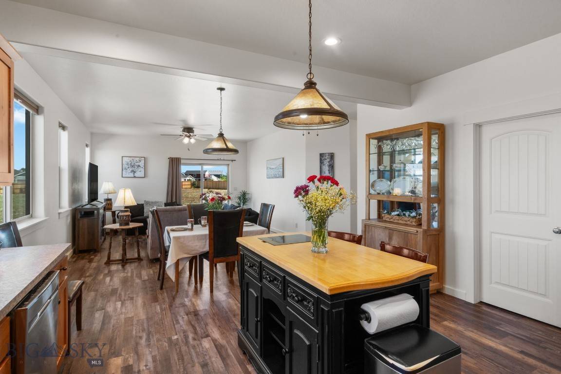 Bozeman, MT 59718,1165 Stewart LOOP