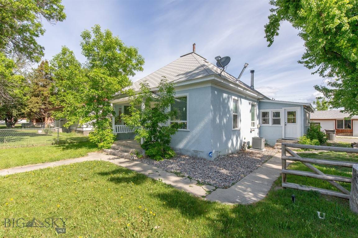 11 2nd ST E, Whitehall, MT 59759
