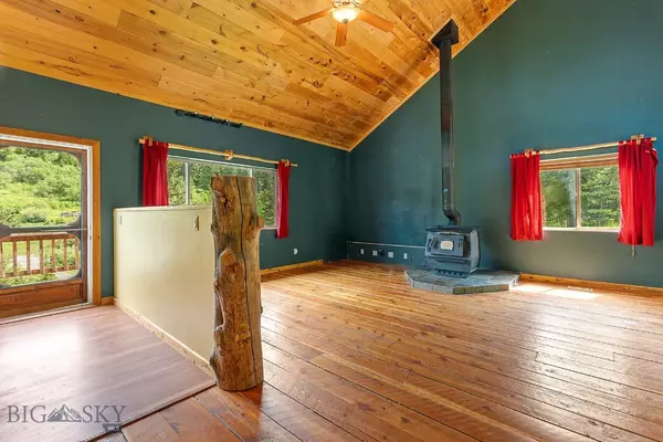 Bozeman, MT 59715,3030 Woodchuck RD