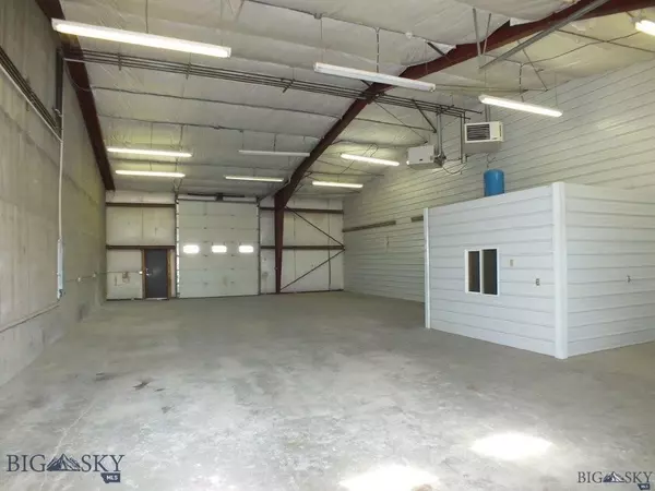 Belgrade, MT 59714,856 Glider LN #A3 and A4