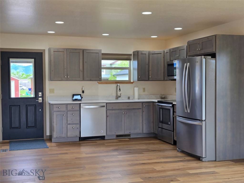 Ennis, MT 59729,143 Rachel AVE