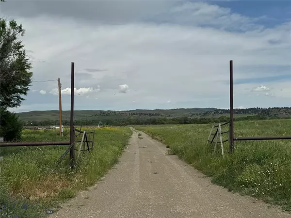 Greycliff, MT 59033,920 Highway 10 E E