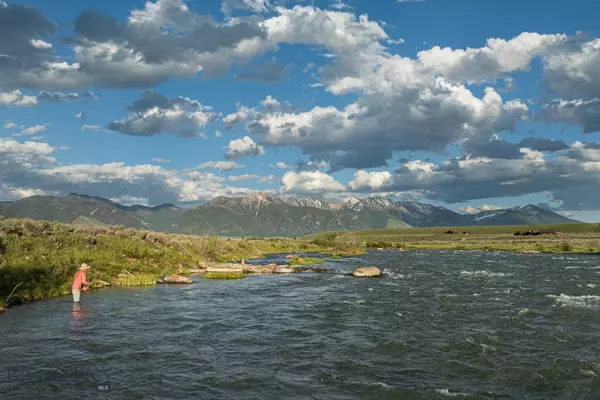 Cameron, MT 59720,1 Sagebrush Way