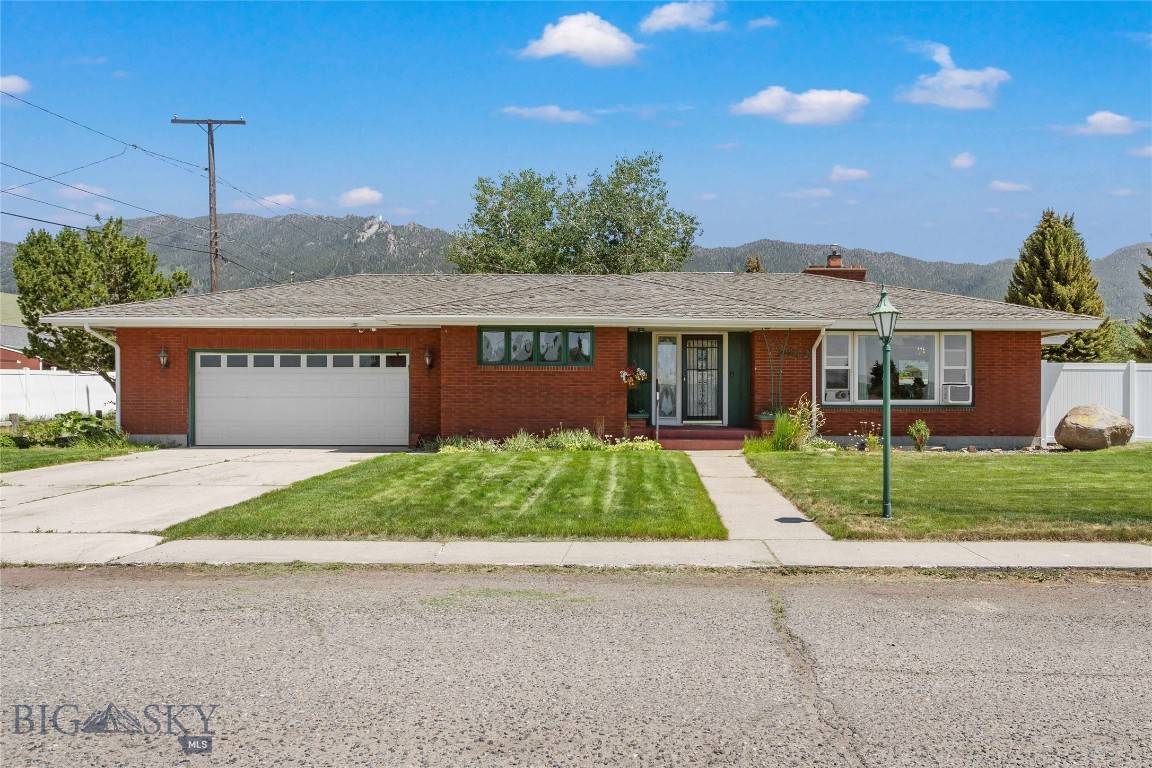 2212 Gladstone AVE, Butte, MT 59701
