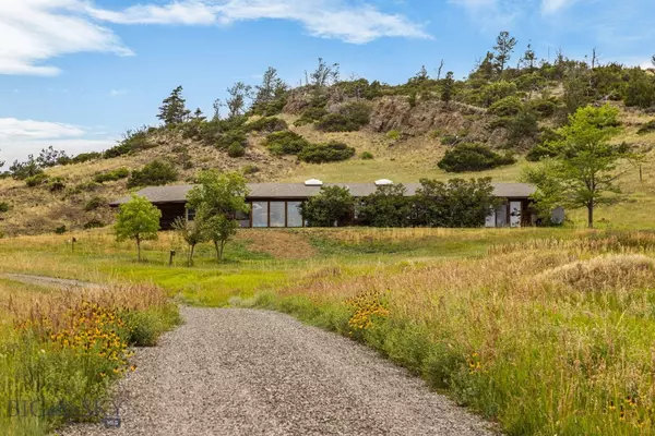 170 Cokedale RD, Livingston, MT 59047