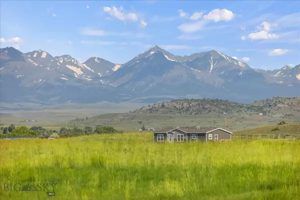 20 Rapeljae Rd, Big  Timber, MT 59011