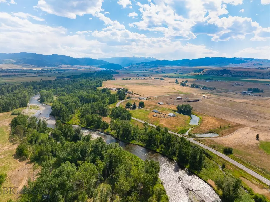 Gallatin  Gateway, MT 59730,1245 Gateway South RD