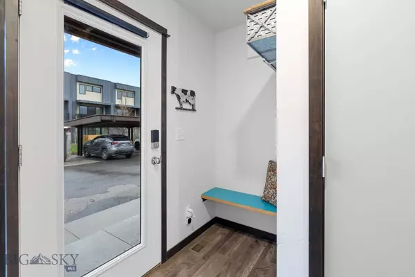 Bozeman, MT 59718,2448 Gallatin Green BLVD #F