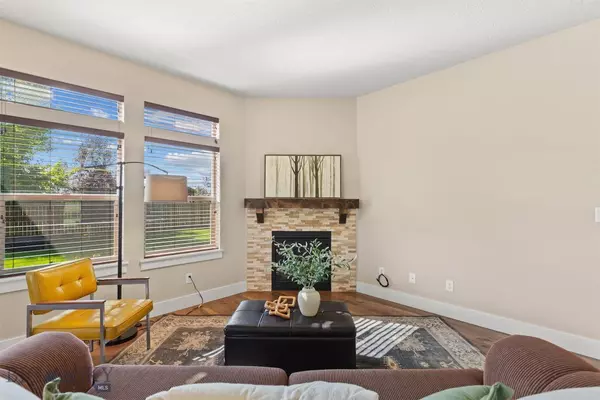 Bozeman, MT 59718,14 Knadler DR