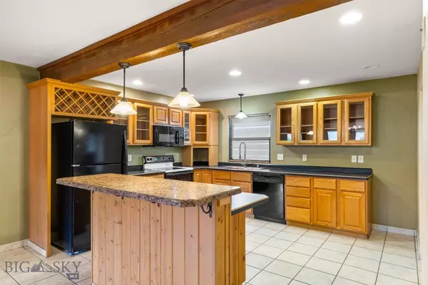 Billings, MT 59101,3919 High Trail RD