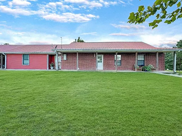 Brookeland, TX 75931,341 Red Wolf Lane