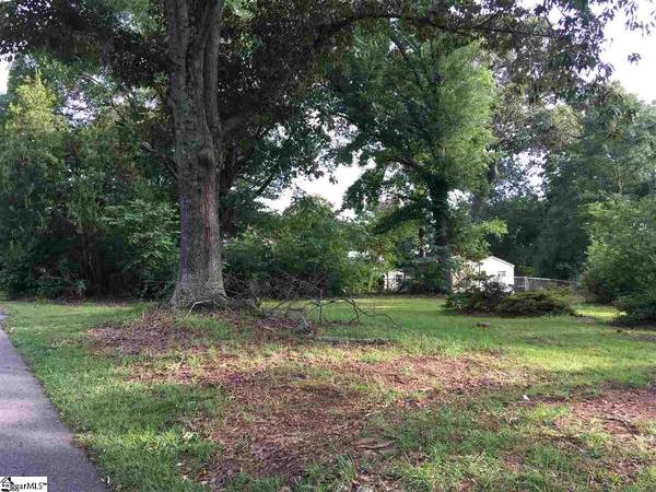 103 Quinn Road, Wellford, SC 29385