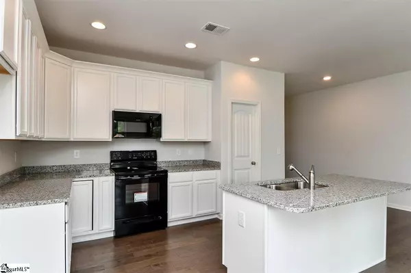 Landrum, SC 29356,104 S Glassy Mountain Road