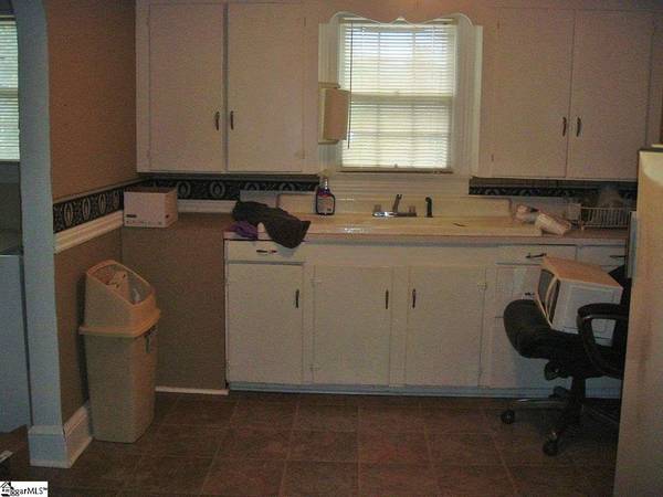 Easley, SC 29640,119 Gentry Memorial Highway