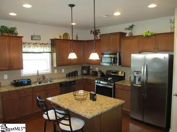 Easley, SC 29642,19 Kettering ` Court