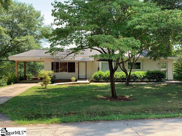 313 Motor Boat Club Road, Greenville, SC 29611